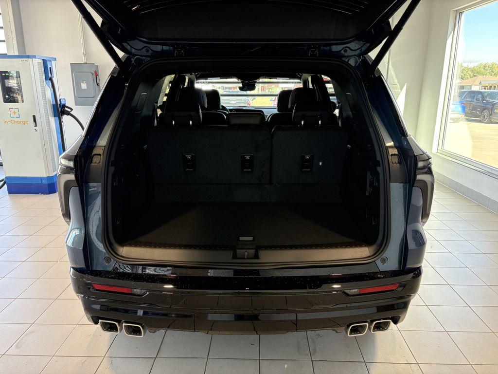 new 2026 Chevrolet Traverse car, priced at $54,760