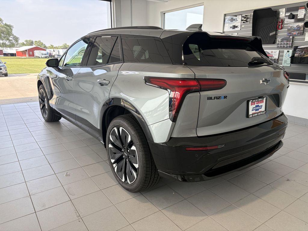 used 2025 Chevrolet Blazer EV car, priced at $35,888