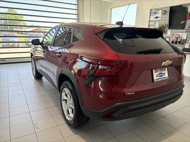 new 2025 Chevrolet Trax car, priced at $23,285