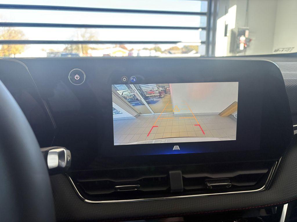 new 2026 Chevrolet Equinox car, priced at $37,327