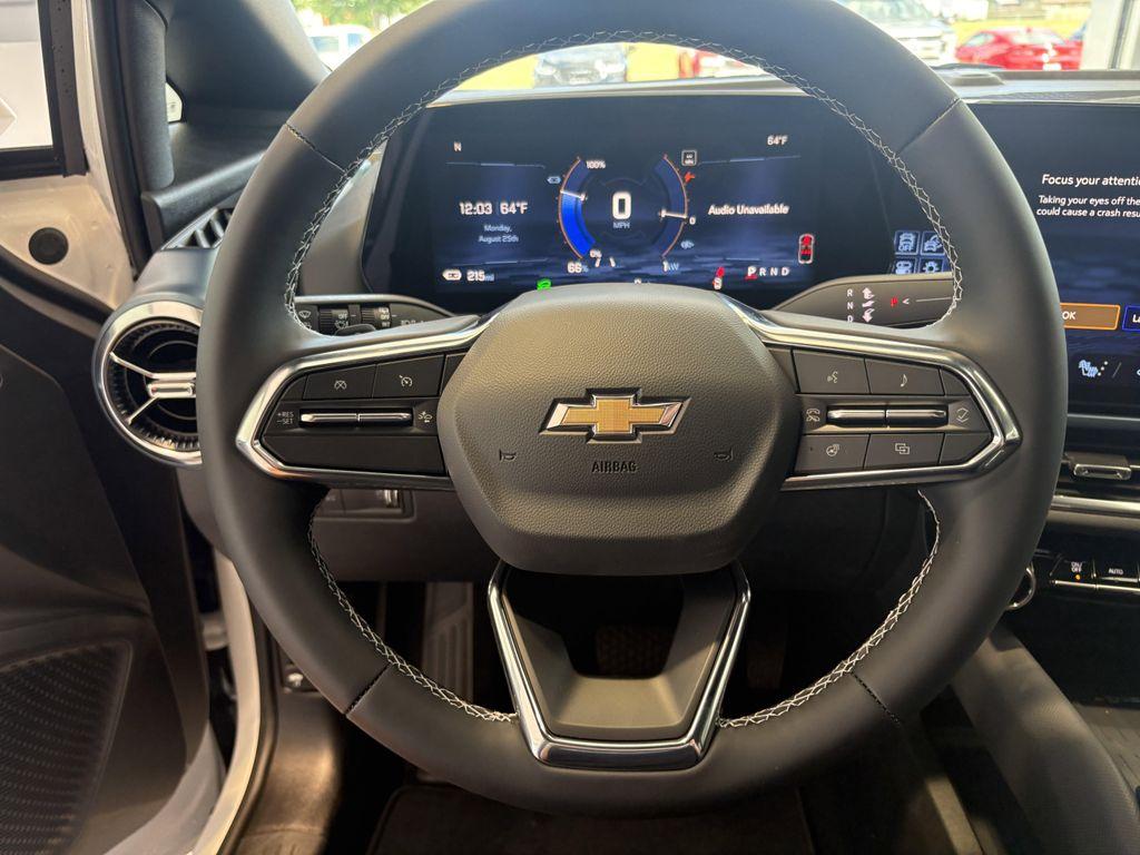 new 2025 Chevrolet Equinox EV car, priced at $45,090