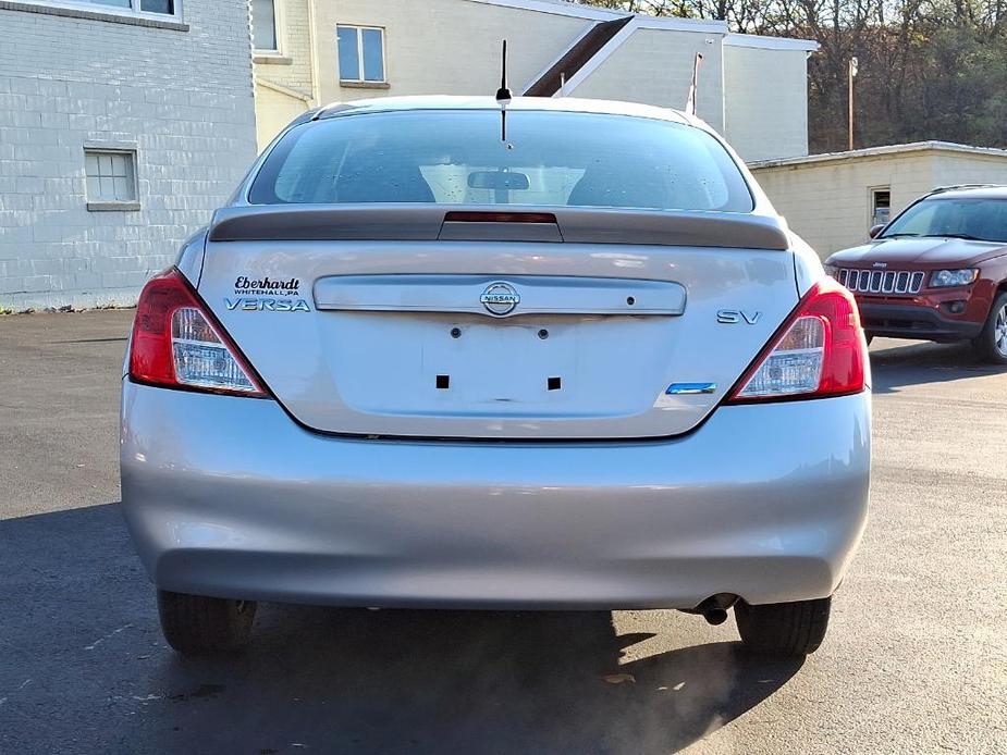 used 2013 Nissan Versa car