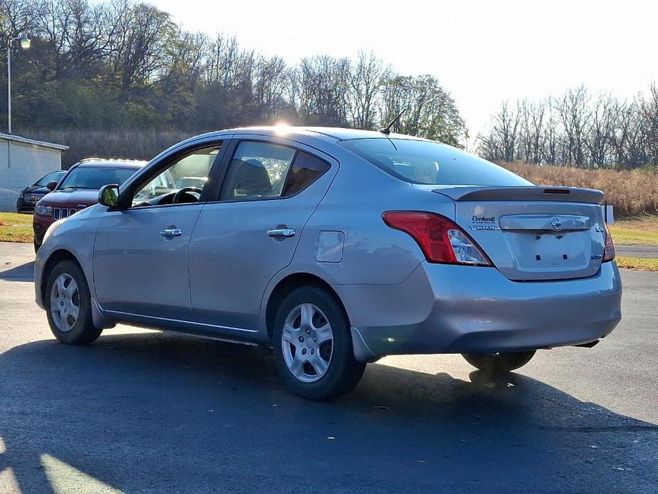 used 2013 Nissan Versa car