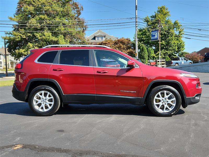 used 2015 Jeep Cherokee car