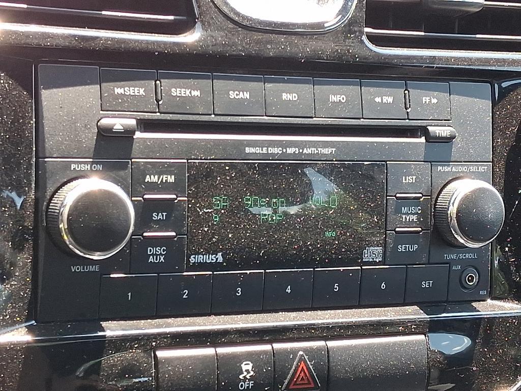 used 2013 Chrysler 200 car