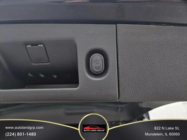 used 2015 Chevrolet Suburban car, priced at $15,895