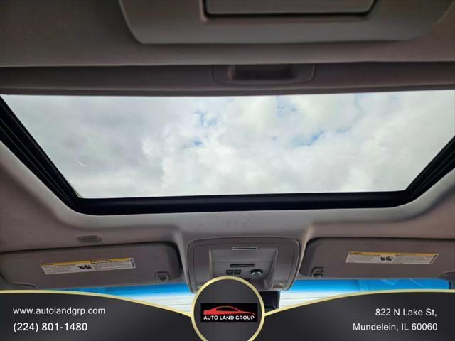 used 2015 Chevrolet Suburban car, priced at $15,895