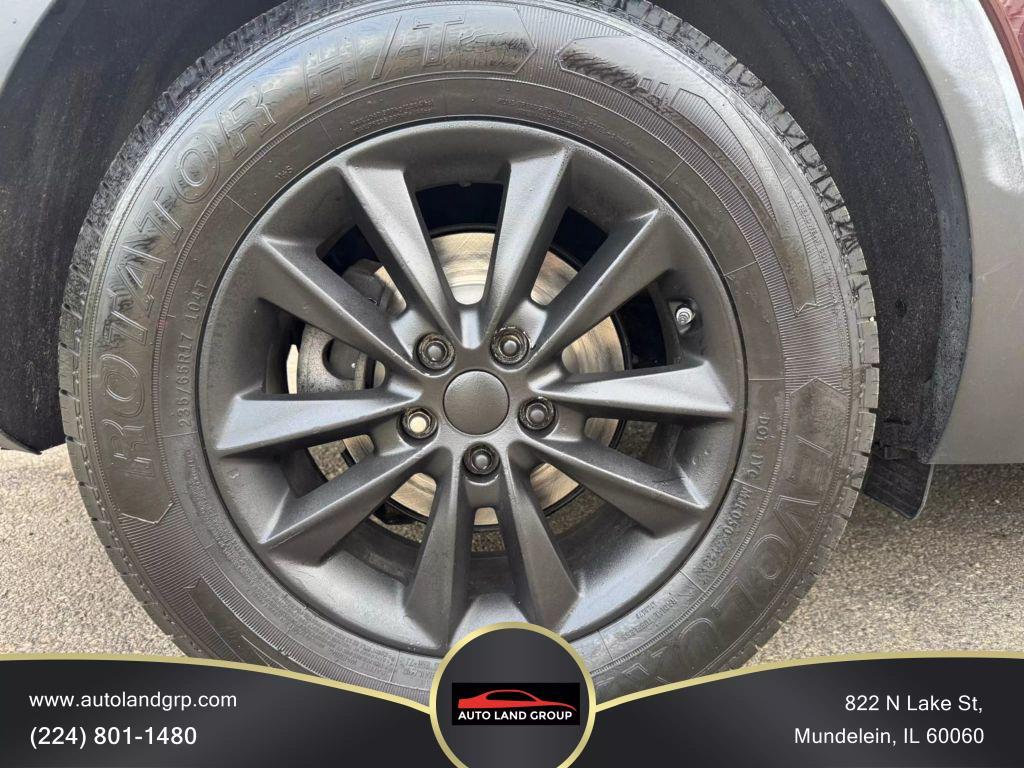 used 2020 Kia Sorento car, priced at $12,895