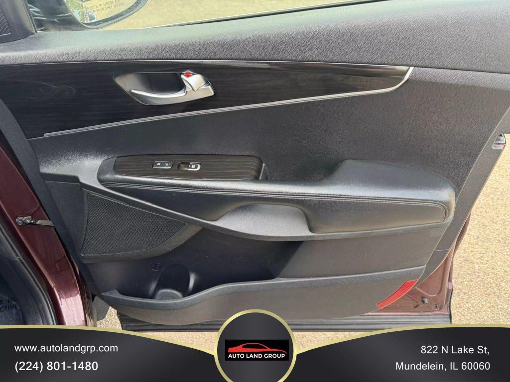 used 2020 Kia Sorento car, priced at $12,895