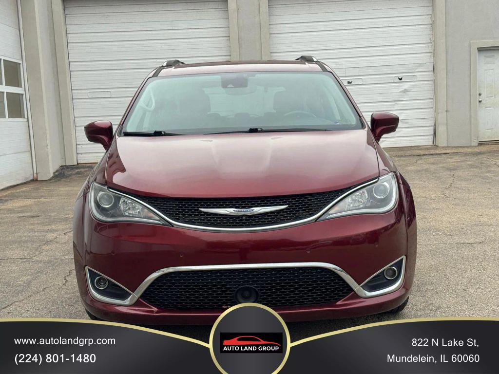 used 2020 Chrysler Pacifica car, priced at $16,995
