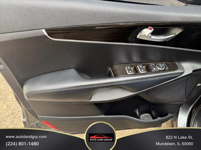 used 2020 Kia Sorento car, priced at $15,695