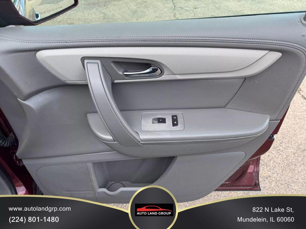 used 2017 Chevrolet Traverse car, priced at $12,995
