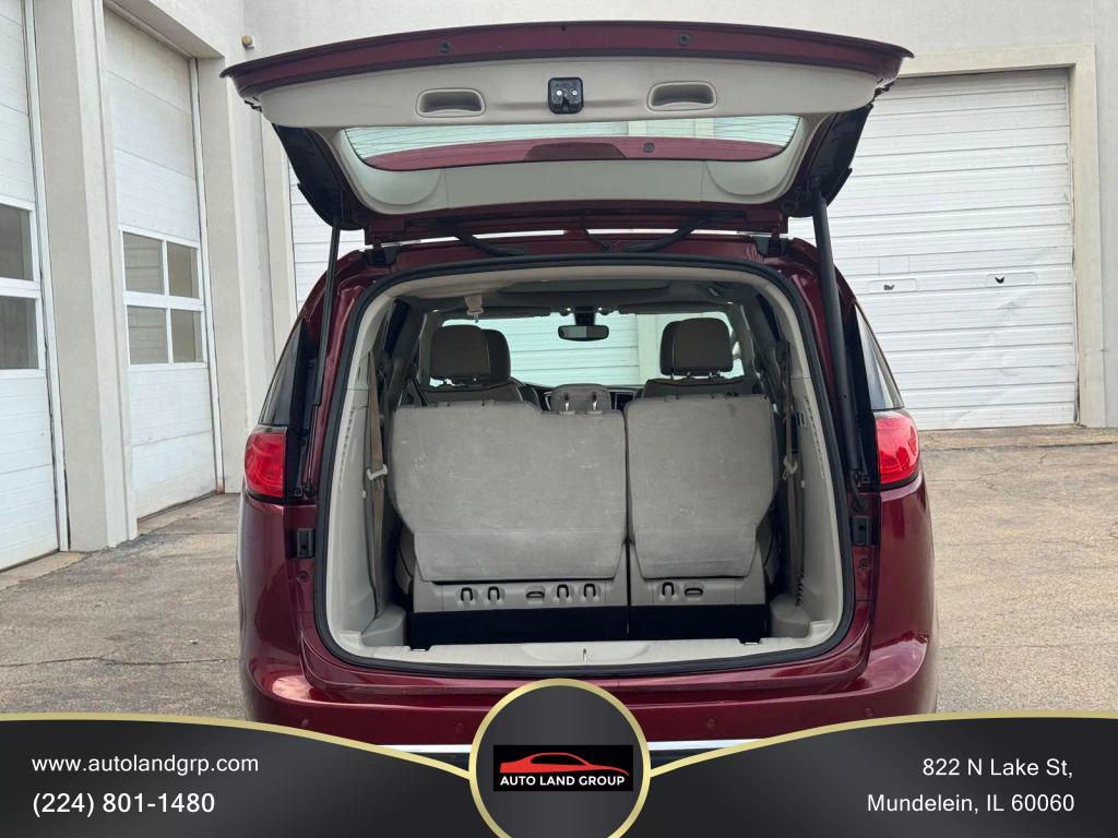 used 2020 Chrysler Pacifica car, priced at $13,395