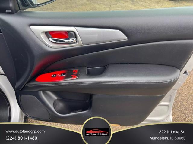 used 2020 Nissan Pathfinder car, priced at $18,595