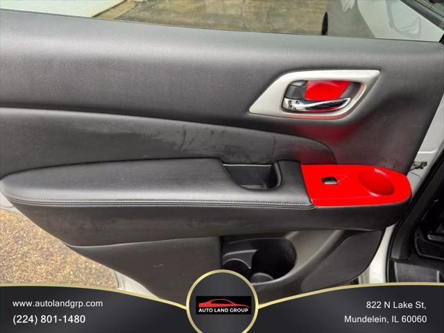 used 2020 Nissan Pathfinder car, priced at $18,595