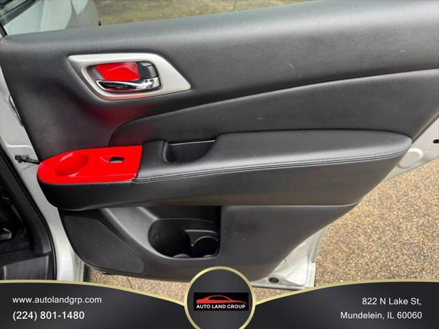 used 2020 Nissan Pathfinder car, priced at $18,595