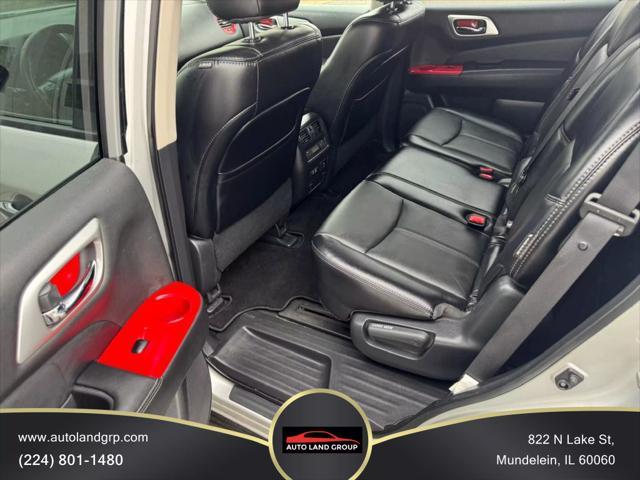 used 2020 Nissan Pathfinder car, priced at $18,595