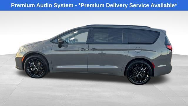 new 2025 Chrysler Pacifica car, priced at $51,085