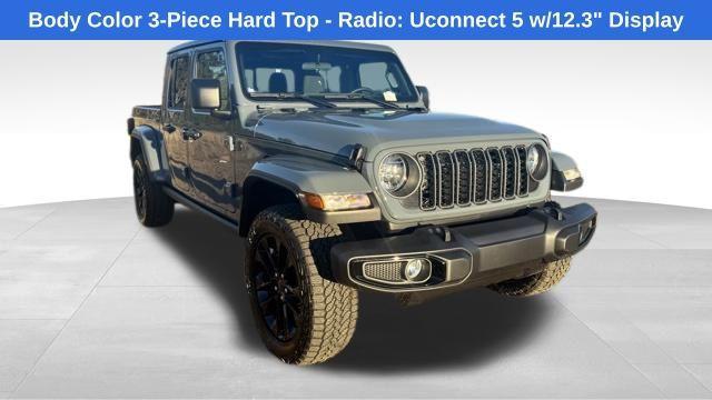 new 2025 Jeep Gladiator car, priced at $39,887