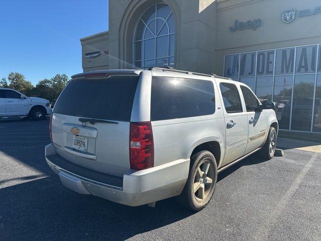 used 2013 Chevrolet Suburban car, priced at $8,888