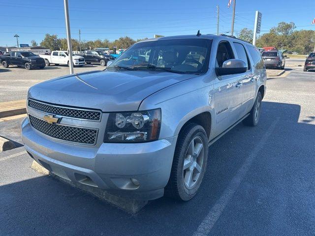 used 2013 Chevrolet Suburban car, priced at $8,888
