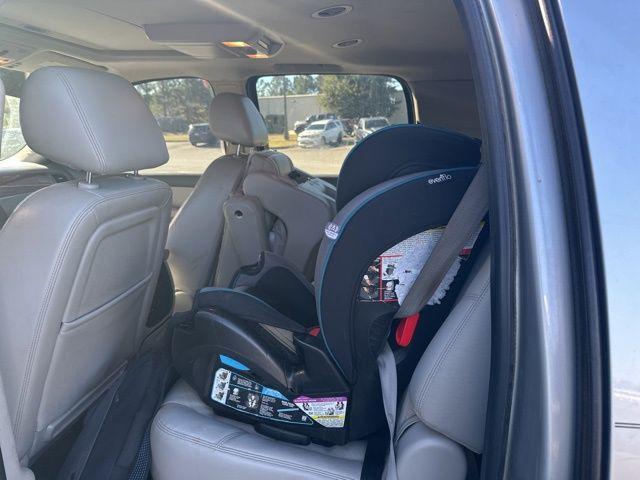 used 2013 Chevrolet Suburban car, priced at $8,888