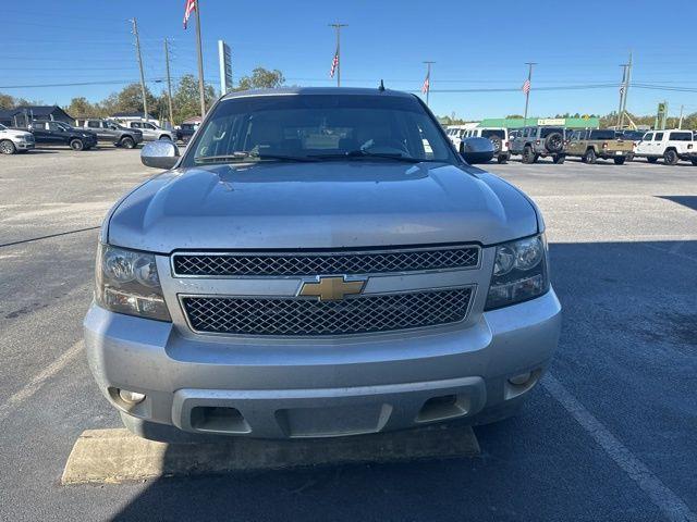 used 2013 Chevrolet Suburban car, priced at $8,888