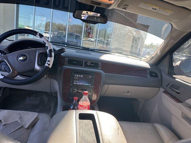 used 2013 Chevrolet Suburban car, priced at $8,888