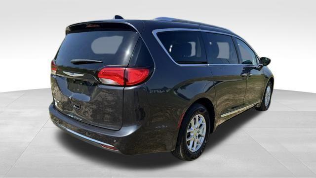 used 2020 Chrysler Pacifica car, priced at $17,211