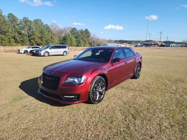 used 2022 Chrysler 300 car, priced at $30,877