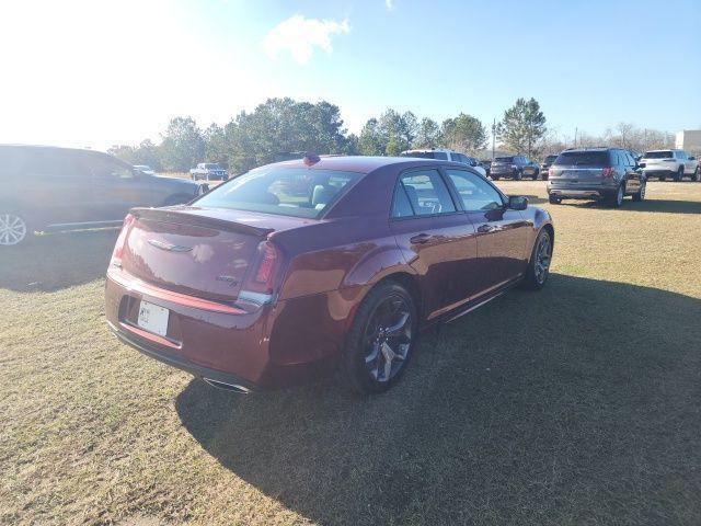 used 2022 Chrysler 300 car, priced at $30,877