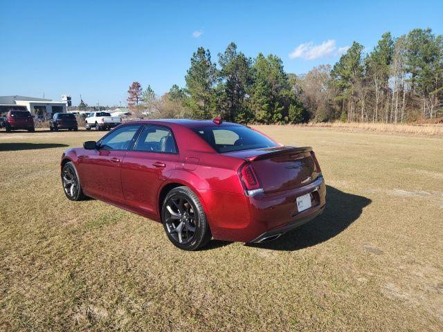 used 2022 Chrysler 300 car, priced at $30,877