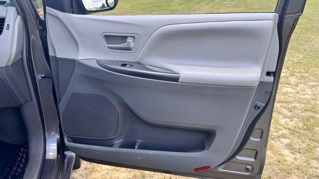 used 2015 Toyota Sienna car, priced at $15,887
