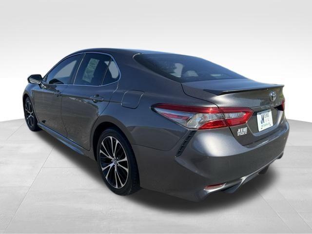 used 2018 Toyota Camry car, priced at $20,211