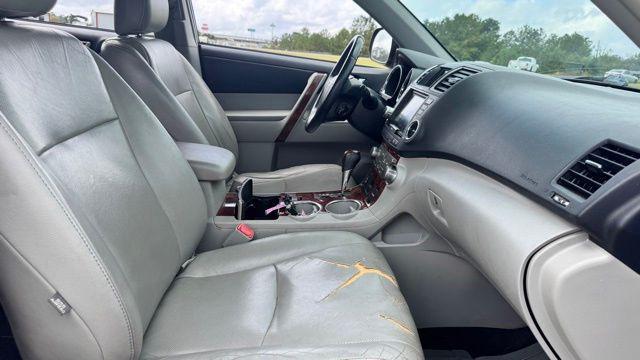 used 2012 Toyota Highlander car, priced at $7,499