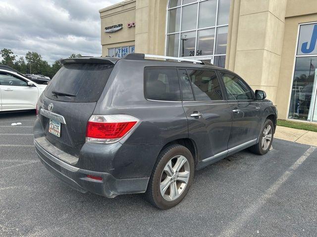 used 2012 Toyota Highlander car, priced at $8,987