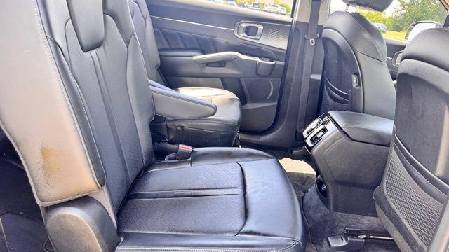 used 2021 Kia Sorento car, priced at $26,687