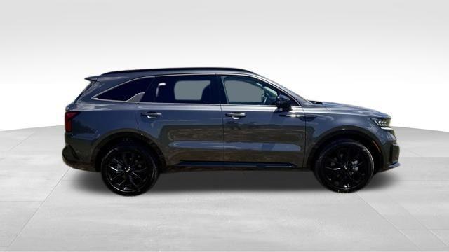 used 2021 Kia Sorento car, priced at $26,687