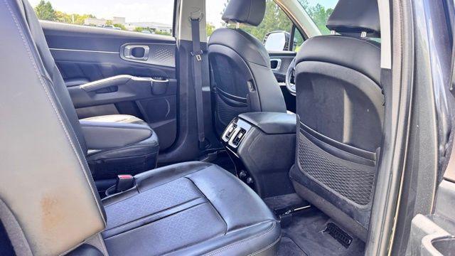 used 2021 Kia Sorento car, priced at $26,687