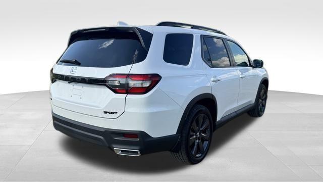 used 2025 Honda Pilot car, priced at $39,411
