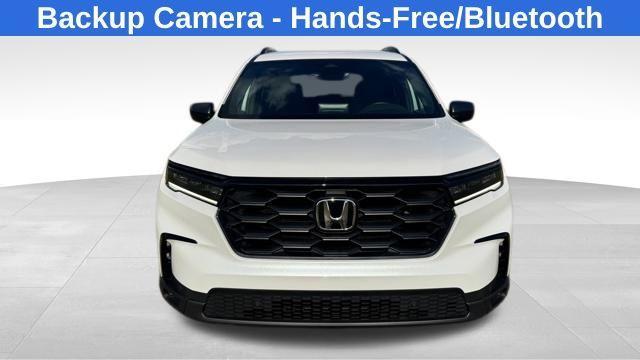 used 2025 Honda Pilot car, priced at $38,411
