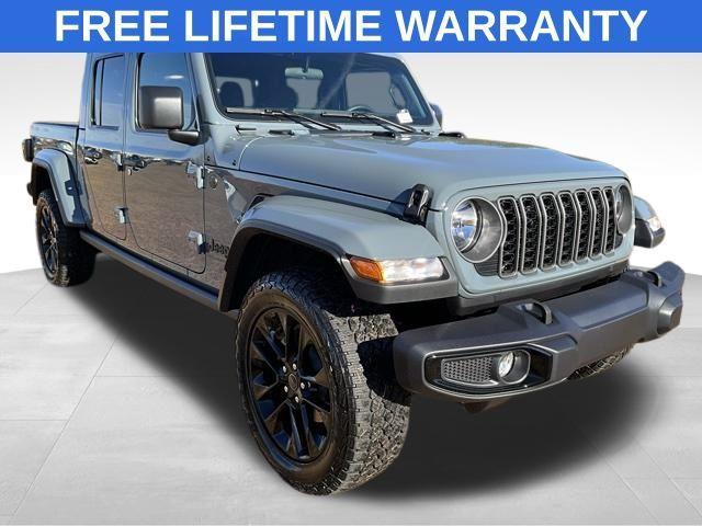 new 2025 Jeep Gladiator car, priced at $42,102