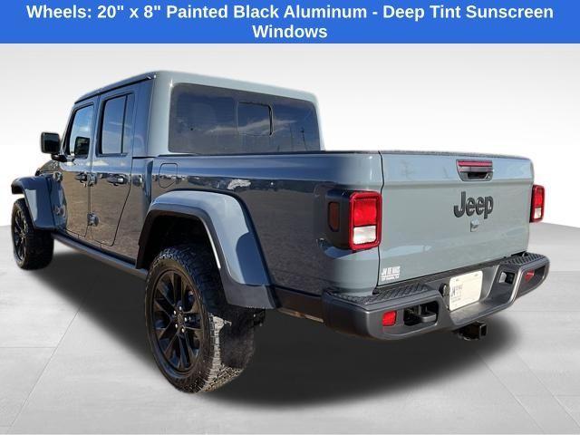 new 2025 Jeep Gladiator car, priced at $43,602