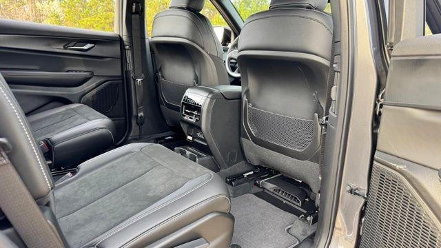 new 2025 Jeep Grand Cherokee L car, priced at $42,420