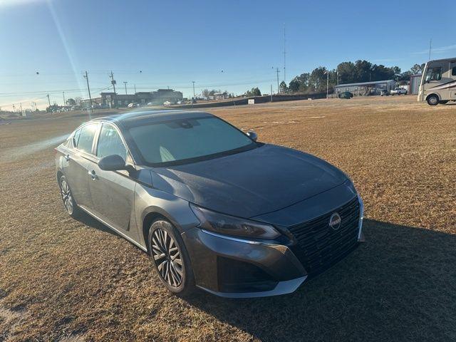 used 2023 Nissan Altima car, priced at $20,411