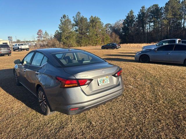 used 2023 Nissan Altima car, priced at $20,411