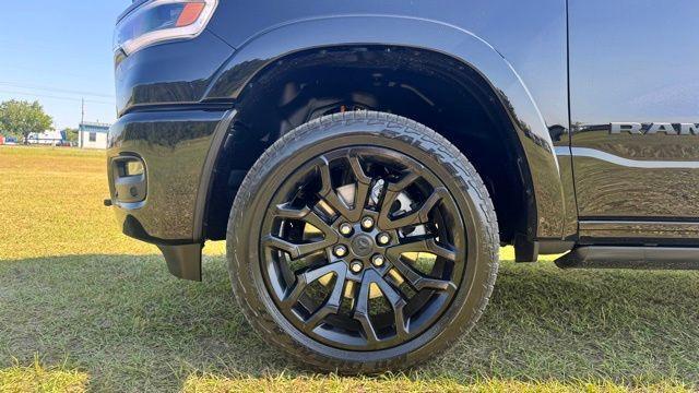 new 2025 Ram 1500 car, priced at $76,640