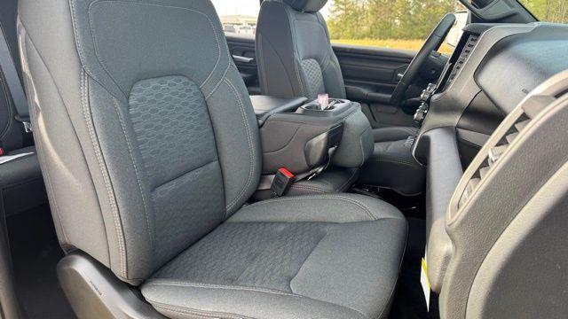 new 2025 Ram 1500 car, priced at $44,000