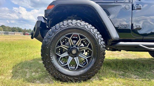 new 2025 Jeep Wrangler car, priced at $64,401