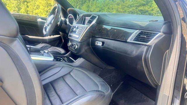 used 2013 Mercedes-Benz M-Class car, priced at $25,000